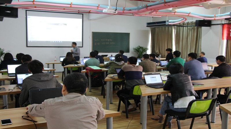 心理咨询师培训企业团报标准揭秘：如何规避误区，选择优质课程**