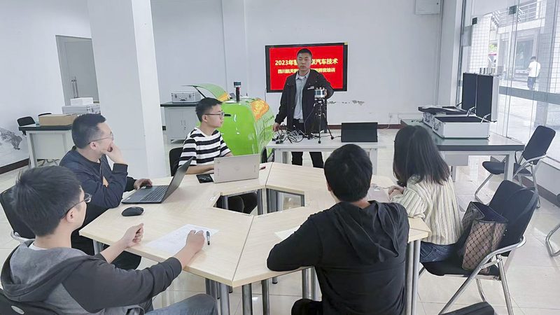 北京学历提升在线教育学制：揭秘职场进修者的新选择